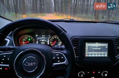 Внедорожник / Кроссовер Jeep Compass 2017 в 