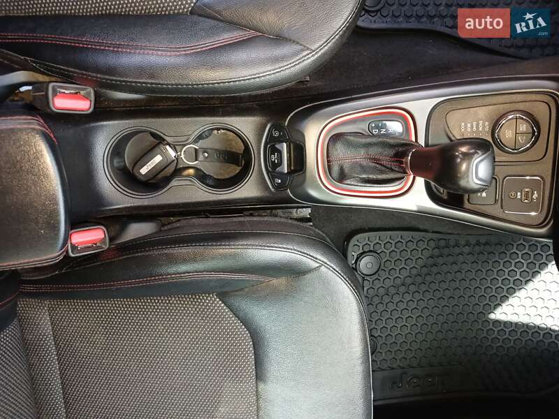 Внедорожник / Кроссовер Jeep Compass 2020 в Ивано-Франковске фото 33 Внедорожник / Кроссовер Jeep Compass 2020 в Ивано-Франковске