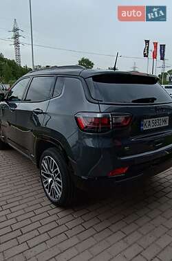 Внедорожник / Кроссовер Jeep Compass 2024 в 