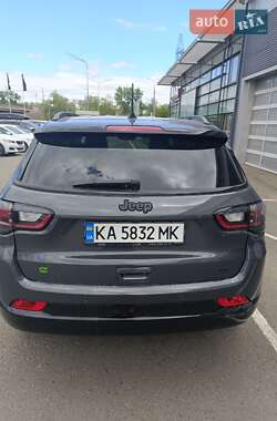 Внедорожник / Кроссовер Jeep Compass 2024 в 