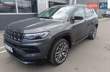 Внедорожник / Кроссовер Jeep Compass 2024 в 