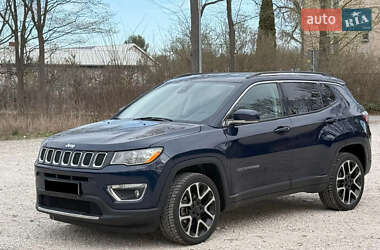 Внедорожник / Кроссовер Jeep Compass 2019 в Киеве
