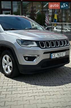 Внедорожник / Кроссовер Jeep Compass 2018 в 