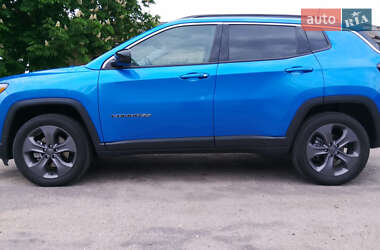 Внедорожник / Кроссовер Jeep Compass 2021 в 