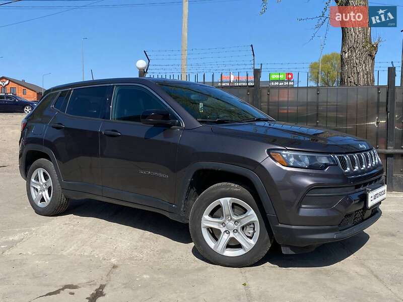 Внедорожник / Кроссовер Jeep Compass 2023 в 