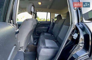 Внедорожник / Кроссовер Jeep Compass 2014 в 