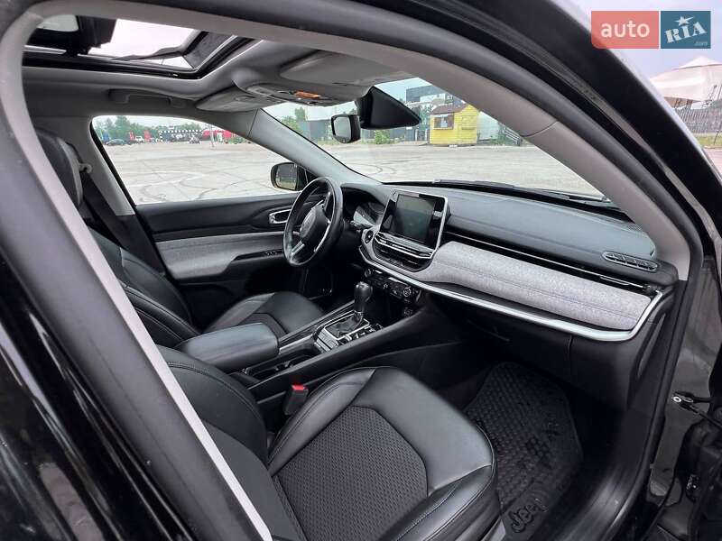 Внедорожник / Кроссовер Jeep Compass 2022 в Киеве