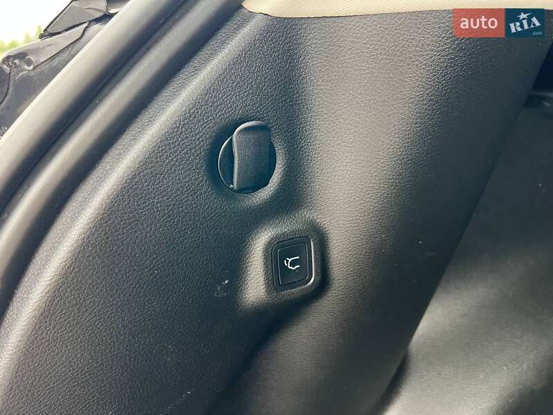 Внедорожник / Кроссовер Jeep Compass 2022 в Киеве
