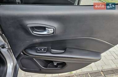 Внедорожник / Кроссовер Jeep Compass 2017 в Харькове