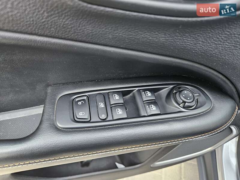 Внедорожник / Кроссовер Jeep Compass 2017 в Харькове