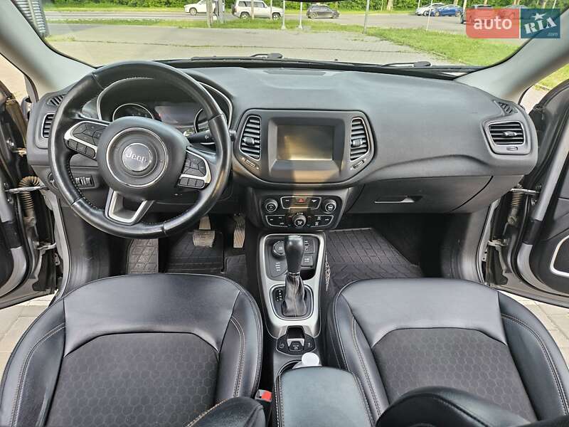 Внедорожник / Кроссовер Jeep Compass 2017 в Харькове