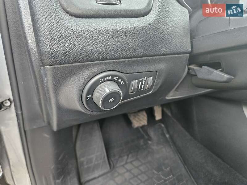 Внедорожник / Кроссовер Jeep Compass 2017 в Харькове