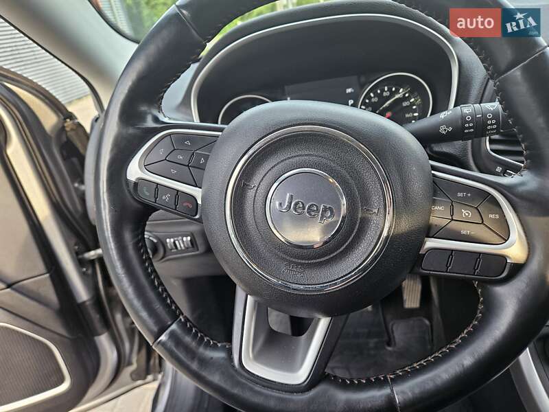 Внедорожник / Кроссовер Jeep Compass 2017 в Харькове