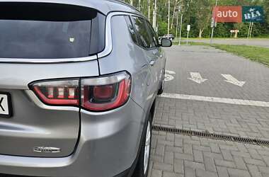 Позашляховик / Кросовер Jeep Compass 2017 в 