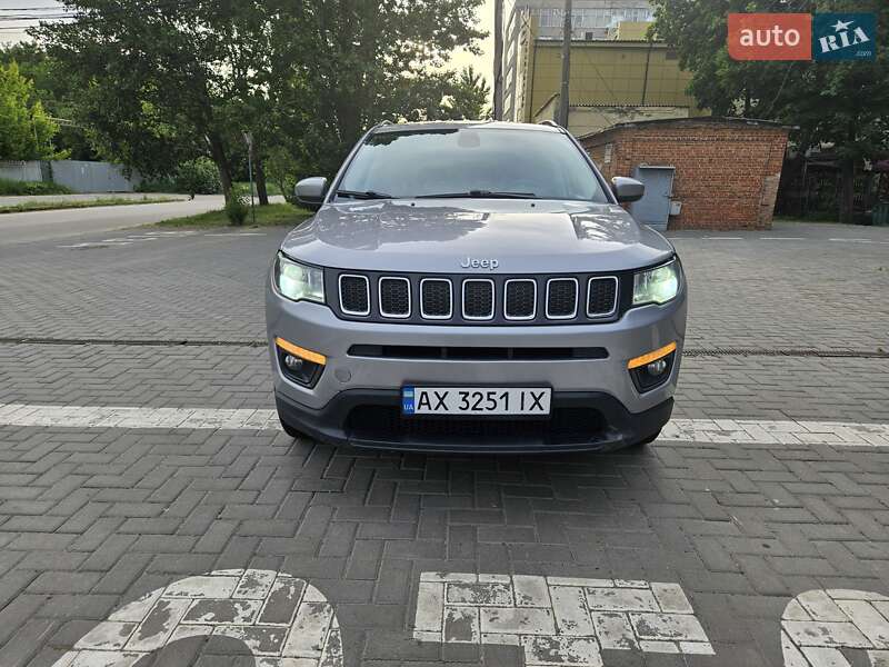 Внедорожник / Кроссовер Jeep Compass 2017 в Харькове