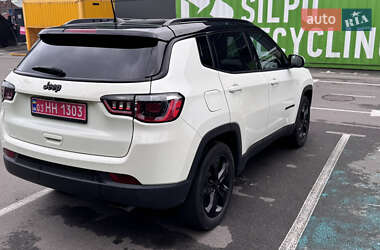 Позашляховик / Кросовер Jeep Compass 2018 в 