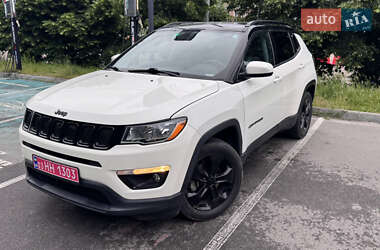 Позашляховик / Кросовер Jeep Compass 2018 в 