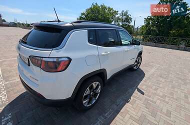 Внедорожник / Кроссовер Jeep Compass 2019 в 