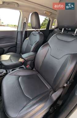 Внедорожник / Кроссовер Jeep Compass 2019 в 