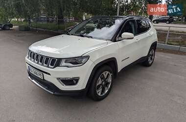 Внедорожник / Кроссовер Jeep Compass 2019 в 