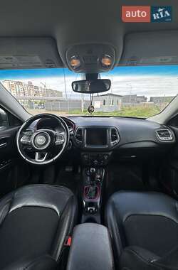 Внедорожник / Кроссовер Jeep Compass 2019 в 