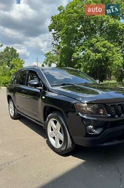 Внедорожник / Кроссовер Jeep Compass 2014 в 