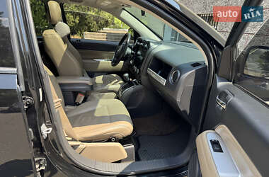 Внедорожник / Кроссовер Jeep Compass 2014 в 