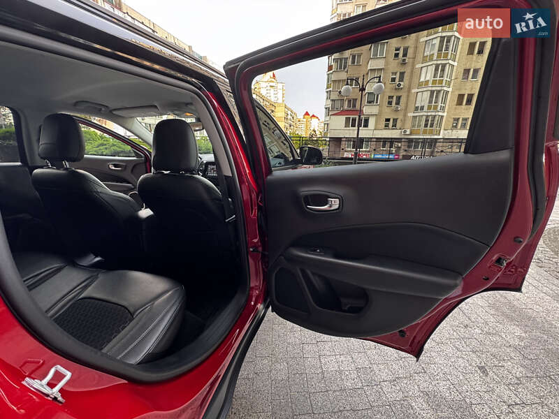 Позашляховик / Кросовер Jeep Compass 2018 в Києві