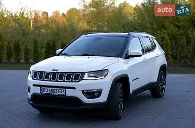 Внедорожник / Кроссовер Jeep Compass 2019 в 