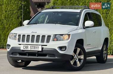 Внедорожник / Кроссовер Jeep Compass 2015 в 