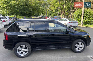 Внедорожник / Кроссовер Jeep Compass 2014 в Киеве