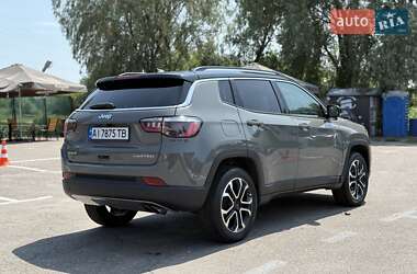 Позашляховик / Кросовер Jeep Compass 2022 в 