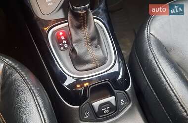 Внедорожник / Кроссовер Jeep Compass 2018 в 