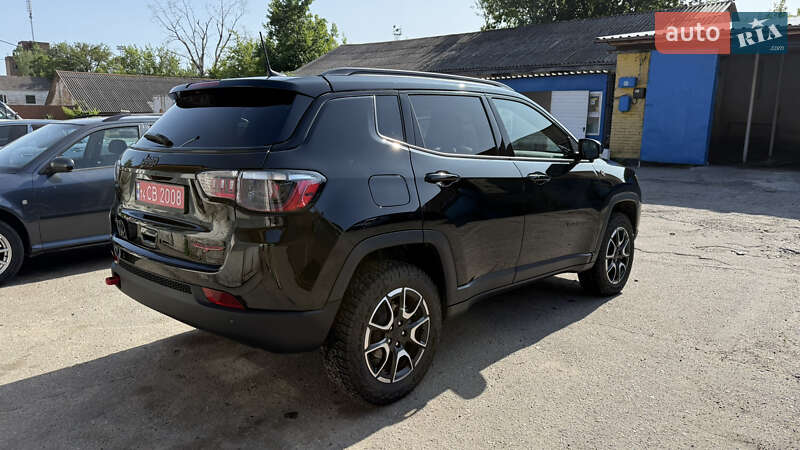 Позашляховик / Кросовер Jeep Compass 2024 в Полтаві фото 38 Позашляховик / Кросовер Jeep Compass 2024 в Полтаві
