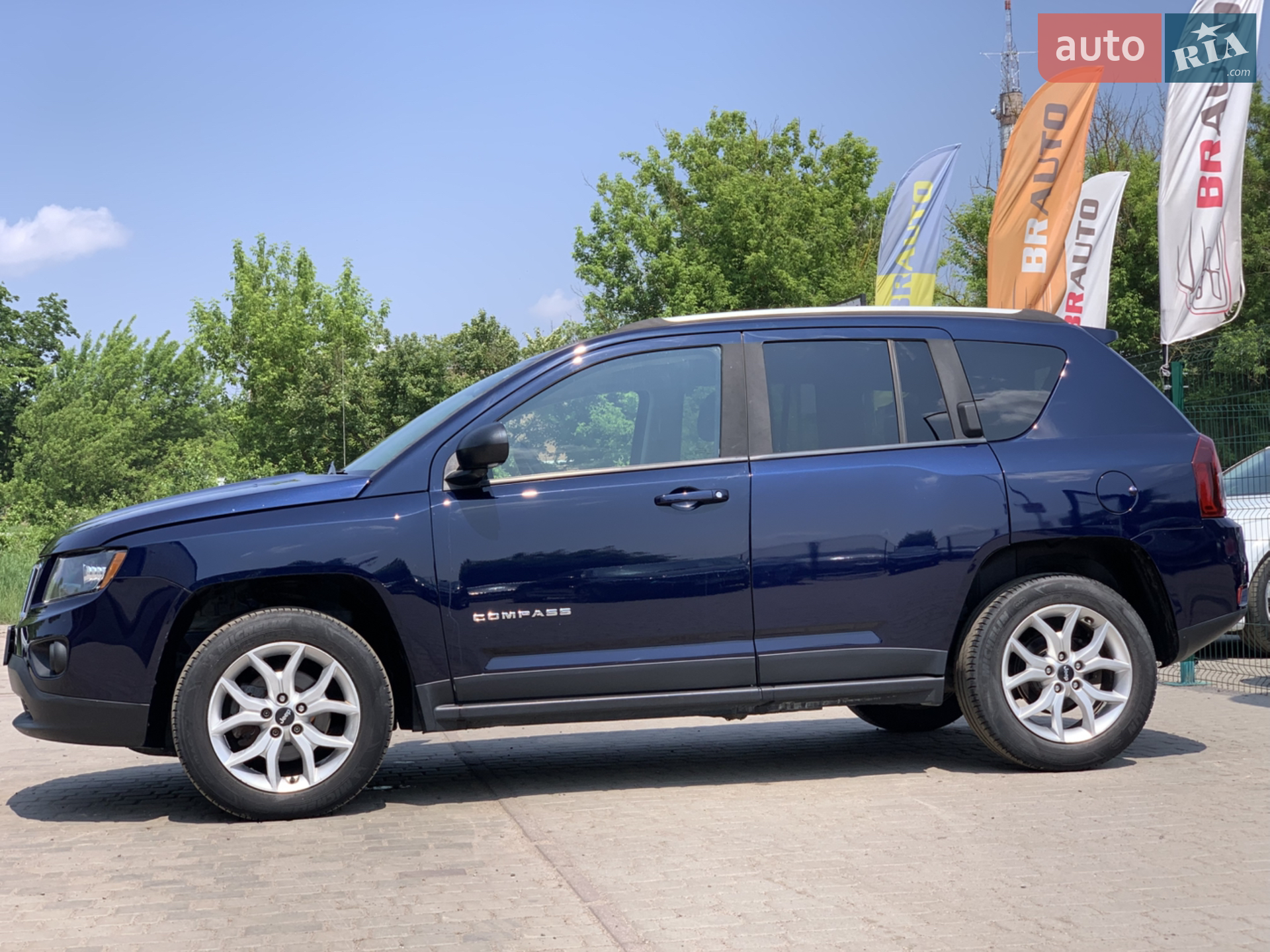 2016 Jeep Compass - мініатюра 12