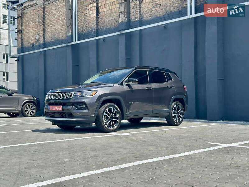 Внедорожник / Кроссовер Jeep Compass 2022 в Киеве