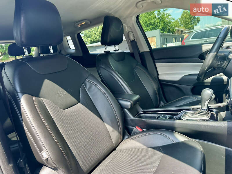 Внедорожник / Кроссовер Jeep Compass 2022 в Киеве