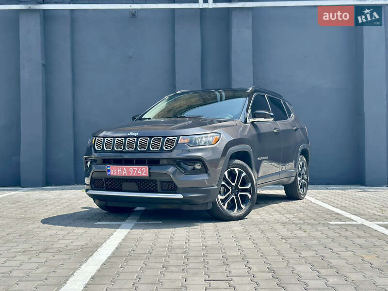 Внедорожник / Кроссовер Jeep Compass 2022 в Киеве