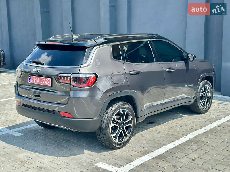Внедорожник / Кроссовер Jeep Compass 2022 в Киеве