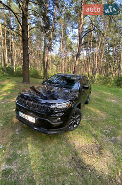 Внедорожник / Кроссовер Jeep Compass 2022 в 