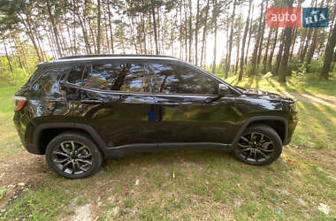 Внедорожник / Кроссовер Jeep Compass 2022 в 