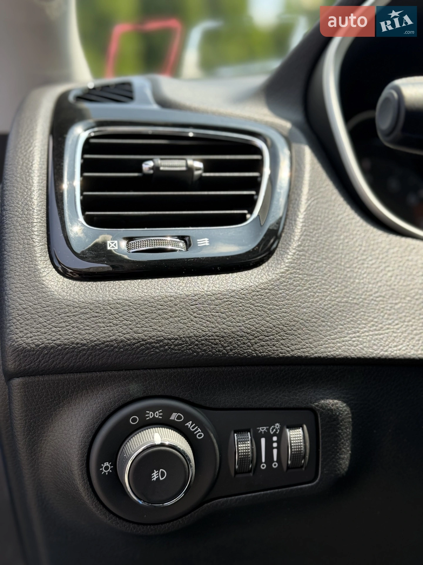 2018 Jeep Compass - мініатюра 24