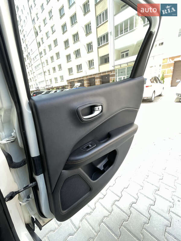 Внедорожник / Кроссовер Jeep Compass 2018 в Хмельницком