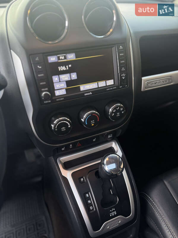 Внедорожник / Кроссовер Jeep Compass 2014 в Тернополе