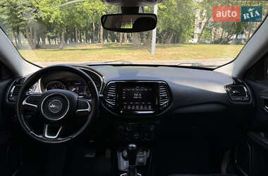 Внедорожник / Кроссовер Jeep Compass 2019 в 