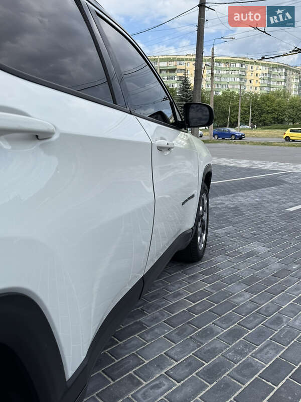 Внедорожник / Кроссовер Jeep Compass 2017 в Полтаве