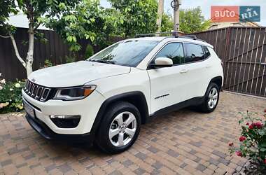 Внедорожник / Кроссовер Jeep Compass 2017 в Киеве