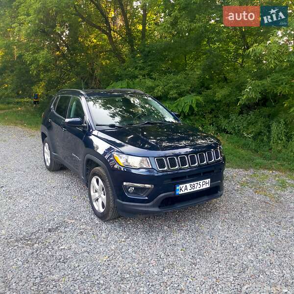 Внедорожник / Кроссовер Jeep Compass 2019 в 