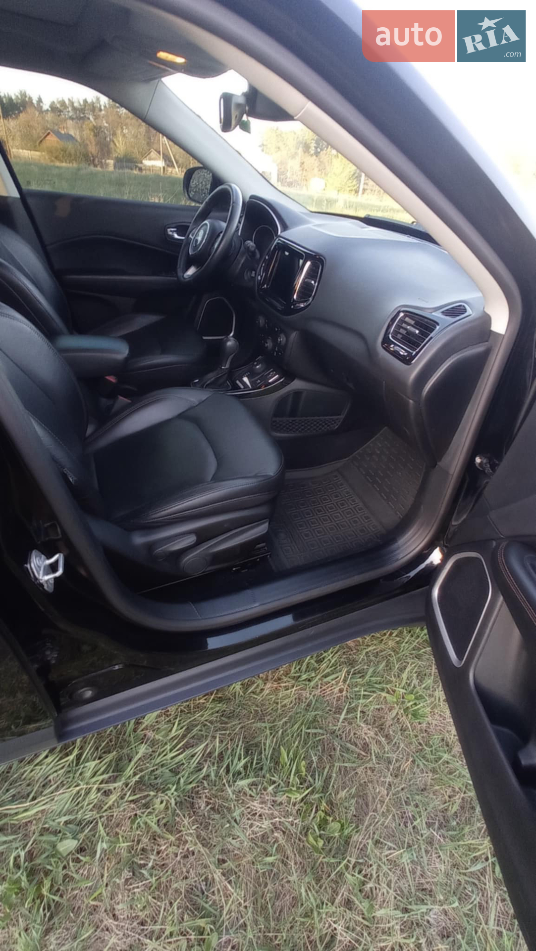 2017 Jeep Compass - мініатюра 12