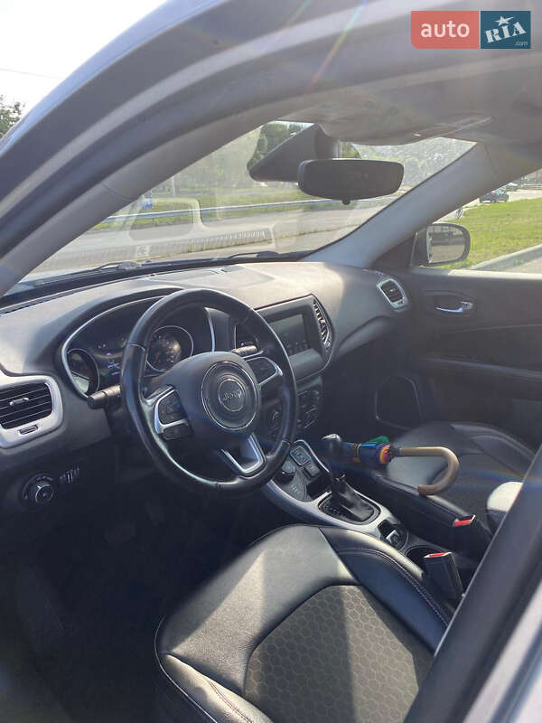 Внедорожник / Кроссовер Jeep Compass 2019 в Киеве